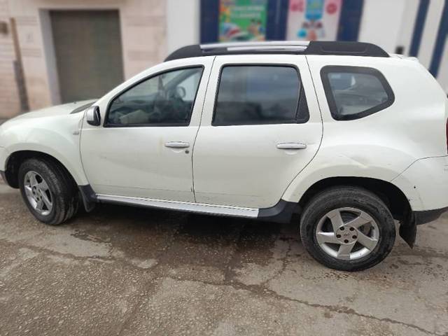 https://images10.gaadi.com/usedcar_image/4226310/original/processed_84cd8f4f-439d-4732-9acc-43981e4c2d85.jpg?imwidth=6401