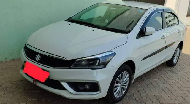 https://images10.gaadi.com/usedcar_image/4226316/original/processed_fd6e8a04-d491-4e13-87e9-29360d4ea011.jpg?imwidth=6400