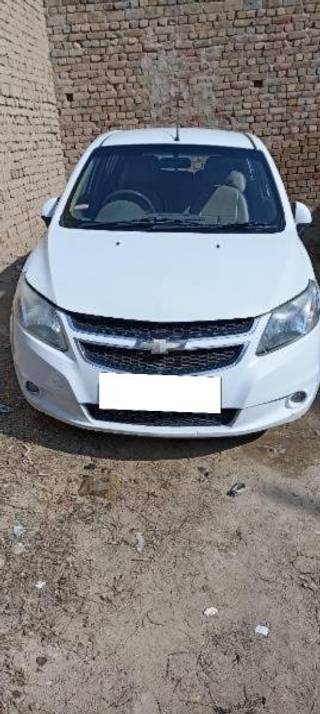 Chevrolet Sail Hatchback 2012-2013 Chevrolet Sail Hatchback LT ABS