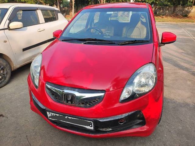 https://images10.gaadi.com/usedcar_image/4226407/original/c8aeaf18ed82a11ffeb37b737dfcea72.jpg?imwidth=6400