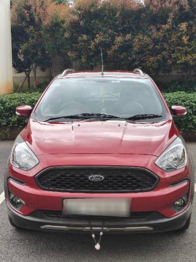 https://images10.gaadi.com/usedcar_image/4226502/original/c751748452ca99e17286b47e44f31d75.jpg?imwidth=6400