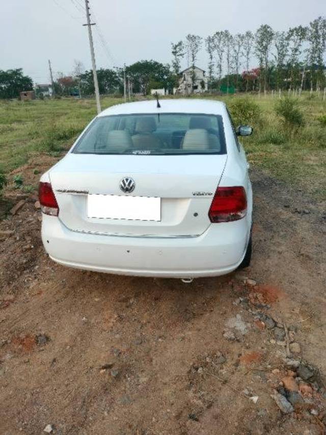 https://images10.gaadi.com/usedcar_image/4226526/original/processed_4b66c33a-d85a-46da-801b-878d3cf064f4.jpg?imwidth=6401