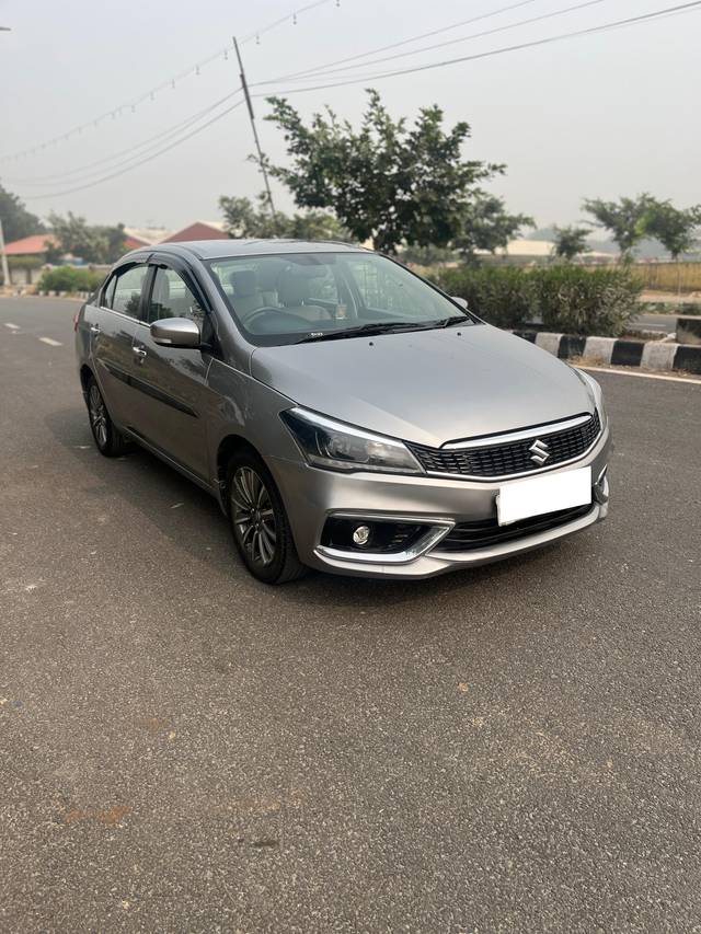 https://images10.gaadi.com/usedcar_image/4226563/original/processed_0beded9d6e9b5b07a1bca9a929386d8d.jpg?imwidth=6400