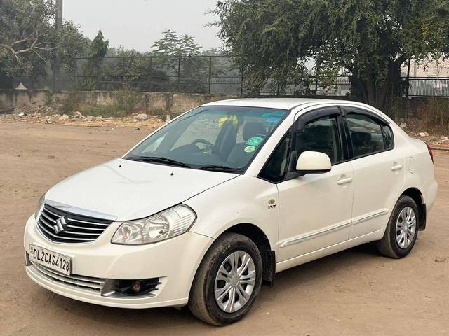 https://images10.gaadi.com/usedcar_image/4226579/original/processed_3e54b3e9fb70f8e10baec26d4e36fb93.jpg?imwidth=6402