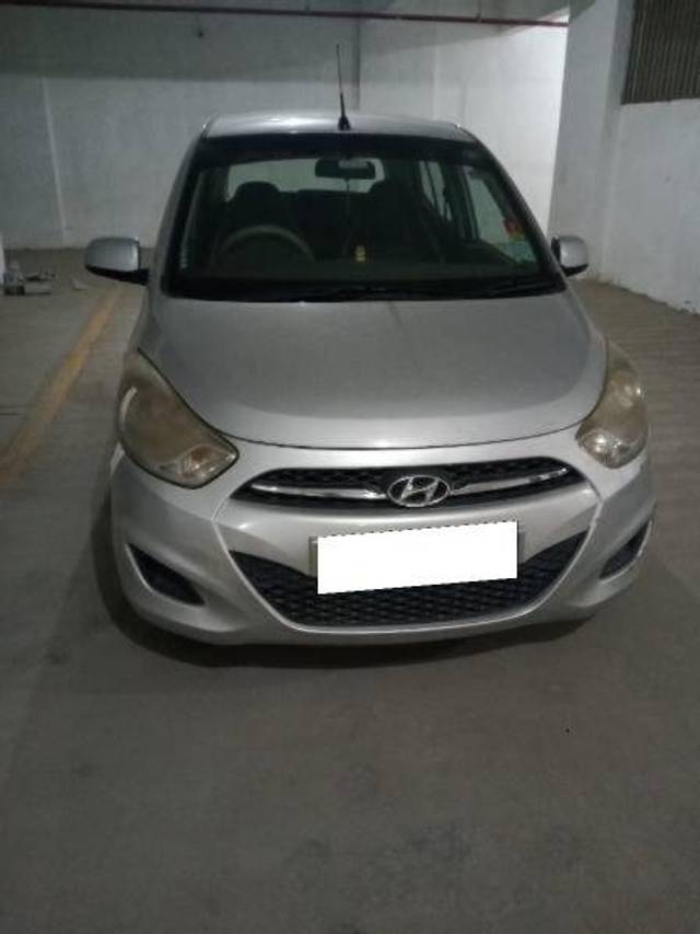 https://images10.gaadi.com/usedcar_image/4226631/original/d16981061da36e52dde1d79698628643.jpg?imwidth=6401