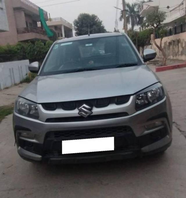 https://images10.gaadi.com/usedcar_image/4226637/original/processed_f557f3c1-82d3-48fd-8364-660d39c1714a.jpg?imwidth=6400