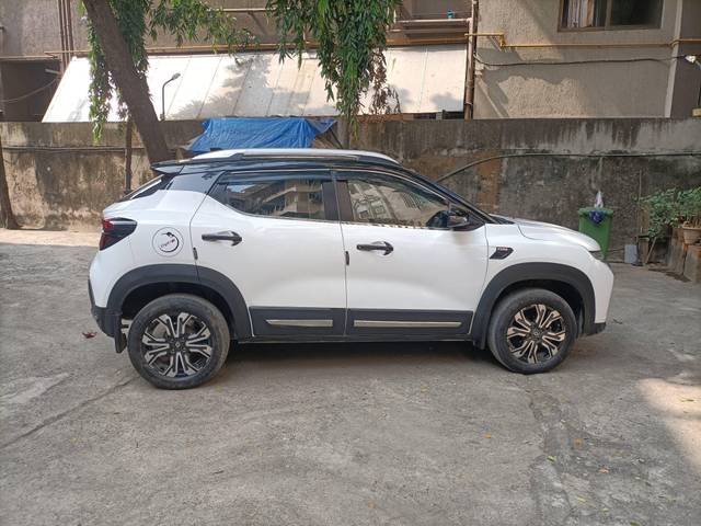 https://images10.gaadi.com/usedcar_image/4226648/original/processed_3f1b29bfdc591716bfc021059fc5a7ea.jpg?imwidth=6401