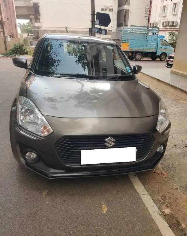 https://images10.gaadi.com/usedcar_image/4226653/original/processed_722d92e5-34a8-46f6-b8c9-af8643f58042.jpg?imwidth=6402