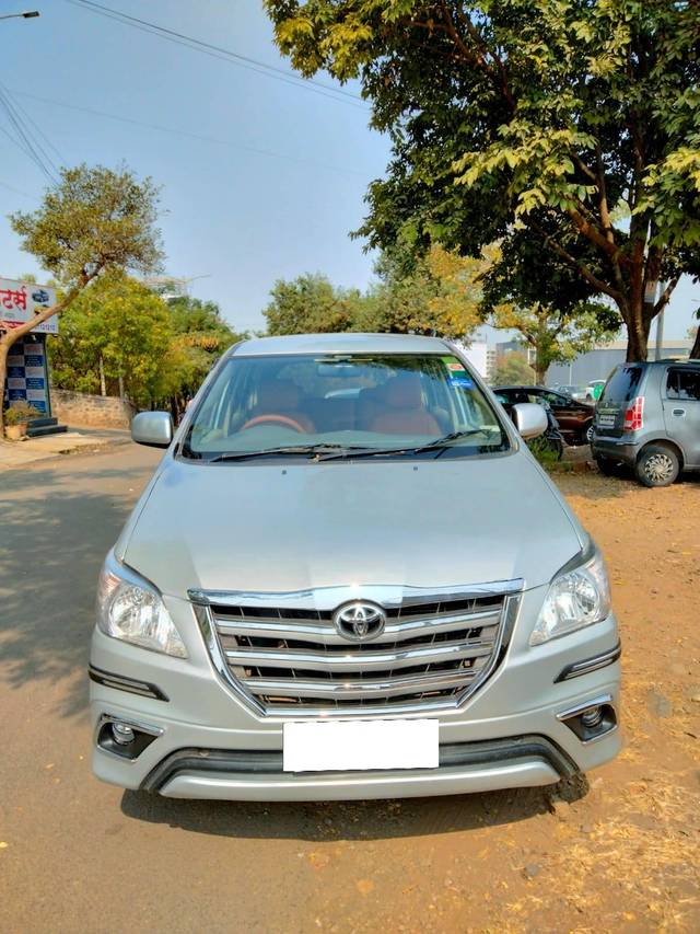 https://images10.gaadi.com/usedcar_image/4226745/original/processed_5b7cc836a3fbaea67a3597388e4682f7.jpeg?imwidth=6402