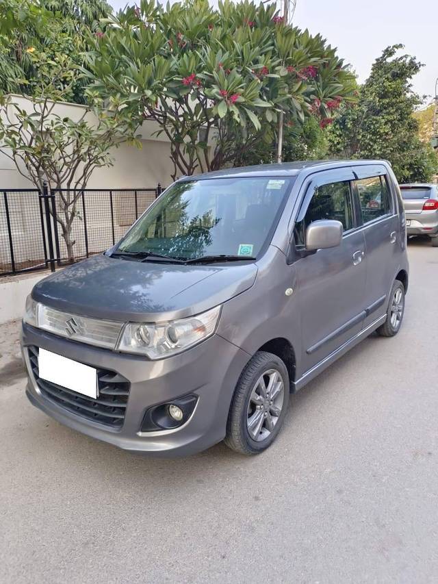 https://images10.gaadi.com/usedcar_image/4226757/original/processed_aea31c430fd432103b195adcb7fc3908.jpg?imwidth=6402