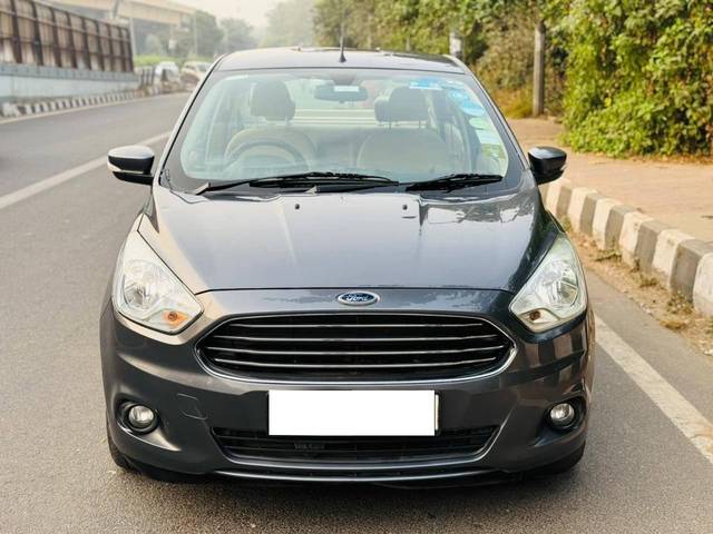 https://images10.gaadi.com/usedcar_image/4226782/original/processed_0baecb370f9d38c2dd6faf377fac74ac.jpeg?imwidth=6402