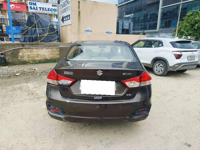 https://images10.gaadi.com/usedcar_image/4226801/original/9437222c8a1c2424d837cf6a10ffaba5.jpg?imwidth=6401