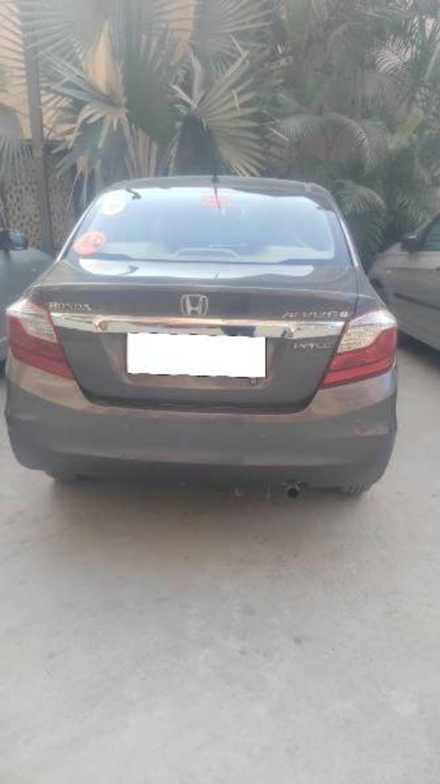 https://images10.gaadi.com/usedcar_image/4226803/original/630071b84eb5a5695fef3ba0a1d261df.jpeg?imwidth=6401