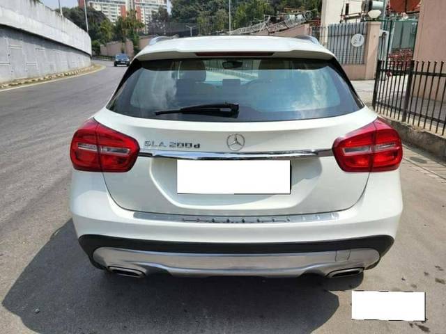 https://images10.gaadi.com/usedcar_image/4226835/original/processed_50271949ec467a23a6507960ffd4120a.jpg?imwidth=6402