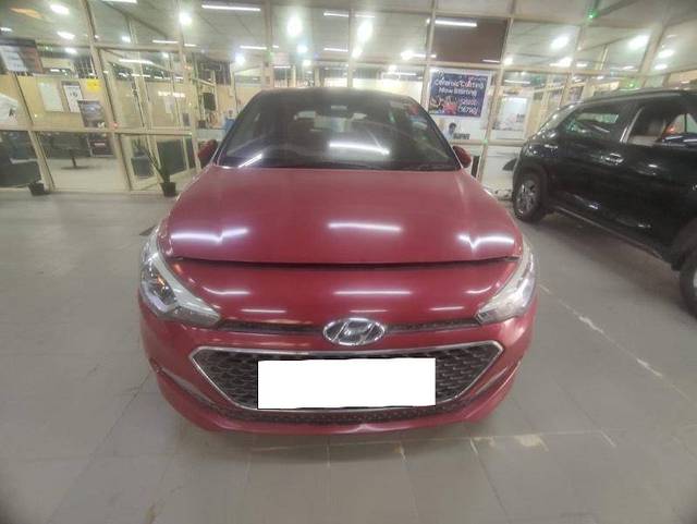 https://images10.gaadi.com/usedcar_image/4226843/original/823991c4f8c2a786632b06f78d10f712.jpeg?imwidth=6400