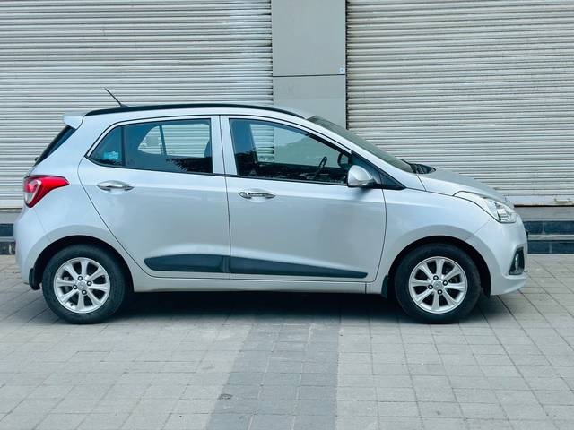 https://images10.gaadi.com/usedcar_image/4226922/original/30124319562a723e9d9963b1e92b28e3.jpg?imwidth=6401