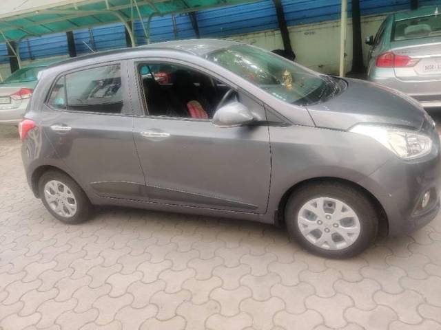 https://images10.gaadi.com/usedcar_image/4226974/original/processed_63402608-9708-4467-ac64-d274ec6e5d07.jpg?imwidth=6400