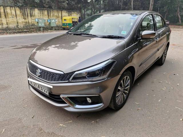 https://images10.gaadi.com/usedcar_image/4227138/original/processed_243de8ad4e640eb10216765e3d4e2b98.jpg?imwidth=6400