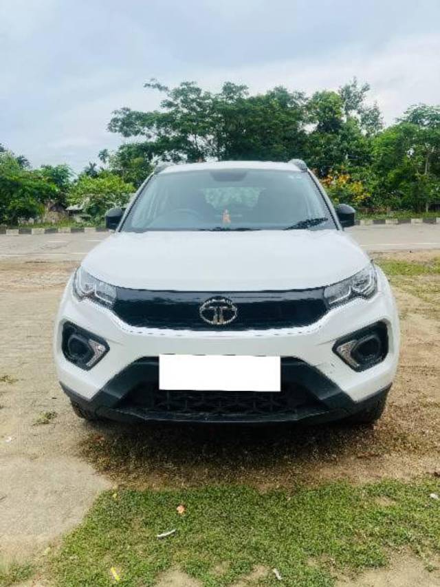 https://images10.gaadi.com/usedcar_image/4227193/original/processed_22a05ab9-4e85-497e-87c8-679c8c61ede8.jpeg?imwidth=6400