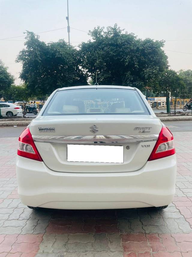 https://images10.gaadi.com/usedcar_image/4227242/original/processed_c8395ad7e1e8d659faf34b466225cb7e.jpg?imwidth=6402