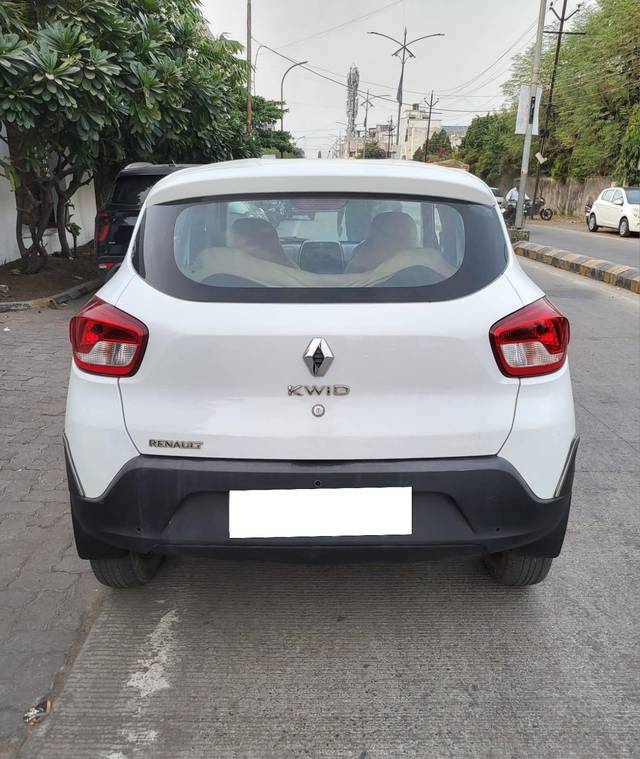 https://images10.gaadi.com/usedcar_image/4227248/original/processed_f9dec2135888d17bf976244e28c9908a.jpg?imwidth=6401