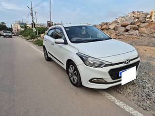 Hyundai i20 2015-2017 Hyundai i20 Sportz Option 1.4 CRDi