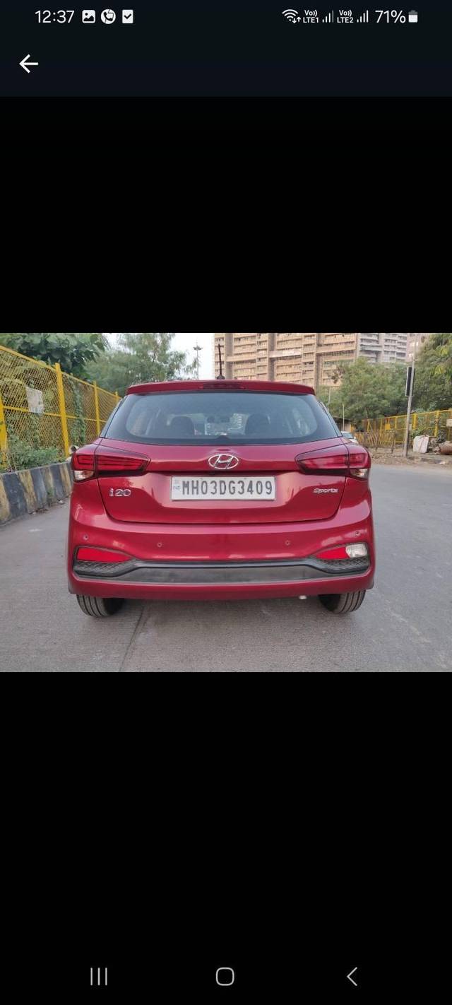 https://images10.gaadi.com/usedcar_image/4227483/original/processed_51e99e3313cb85b0c07b6015a146f843.jpg?imwidth=6401