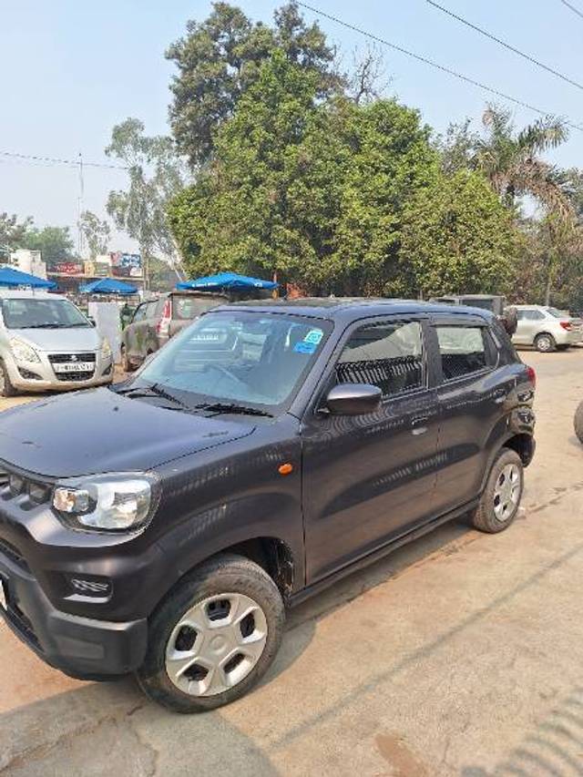 https://images10.gaadi.com/usedcar_image/4227753/original/5e053c3b1e05953d0a750f8092ebdf42.jpg?imwidth=6402