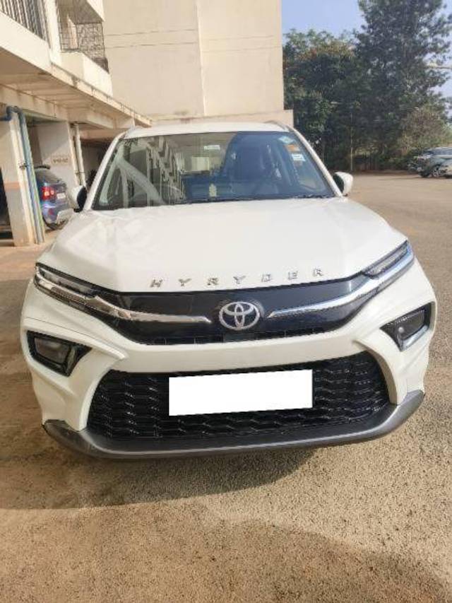 https://images10.gaadi.com/usedcar_image/4227804/original/ad9d2ae030dd0a9a4036da68303e5e96.jpg?imwidth=6401