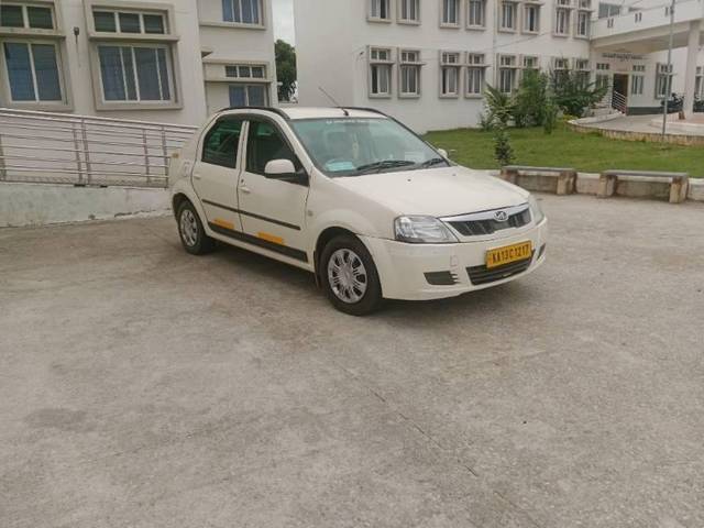 https://images10.gaadi.com/usedcar_image/4227953/original/processed_74b8e7f3-e085-4f5a-936f-8a9f4a67da4c.jpg?imwidth=6400