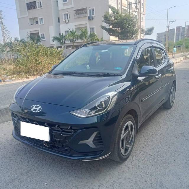 https://images10.gaadi.com/usedcar_image/4228046/original/processed_3cbf87b2f386c047d763d7ea667cf67f.jpg?imwidth=6400