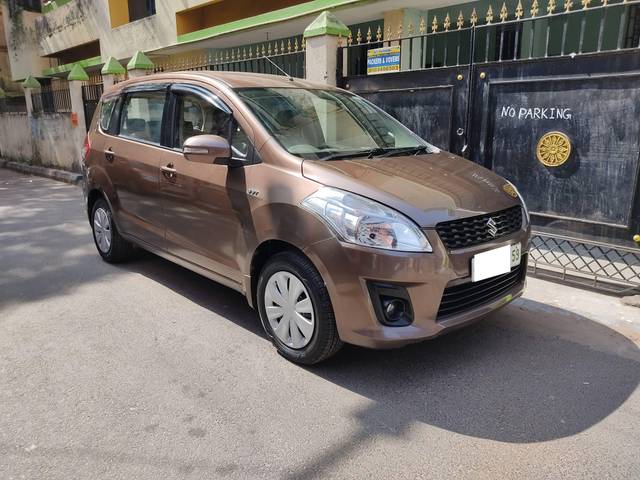 https://images10.gaadi.com/usedcar_image/4228270/original/processed_1699ca1d839dac6f9953477dedd4650b.jpg?imwidth=6400