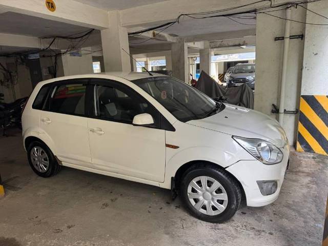 https://images10.gaadi.com/usedcar_image/4228352/original/processed_2cdc10d9-3db2-4a1f-a064-582f19a1ce83.jpeg?imwidth=6400