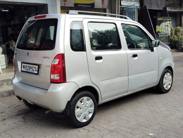 https://images10.gaadi.com/usedcar_image/4228481/original/processed_0af45fe9f021c04479ca050a12dd26e1.jpg?imwidth=6402