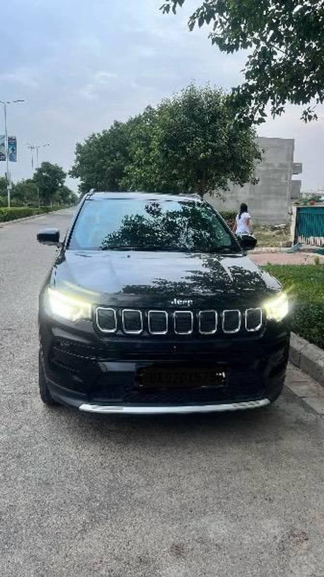 https://images10.gaadi.com/usedcar_image/4228513/original/processed_25297bd2-c767-430e-a09a-250d4058267e.jpg?imwidth=6400