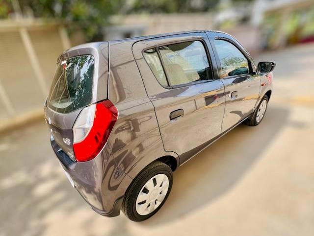 https://images10.gaadi.com/usedcar_image/4228522/original/0992b0ef168cb02b0463491e9ec0d818.jpg?imwidth=6401