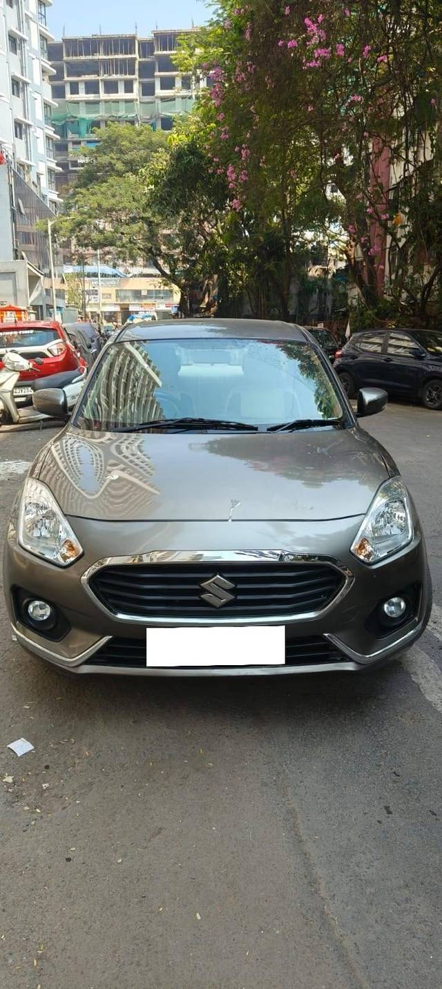 https://images10.gaadi.com/usedcar_image/4228580/original/processed_a9b7e1356598806d9977ccc11a095047.jpg?imwidth=6400