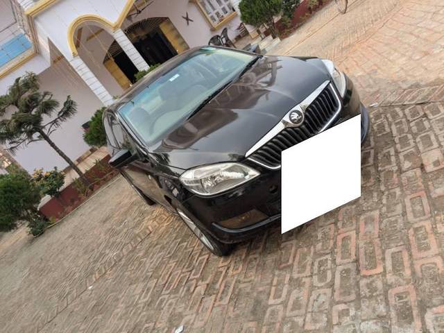 https://images10.gaadi.com/usedcar_image/4228585/original/processed_4dc06e87-616c-493a-89c4-a9d7a016f005.jpg?imwidth=6400