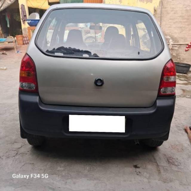 https://images10.gaadi.com/usedcar_image/4228705/original/processed_5ed56eb7-8c6e-4873-9006-0b35a8abdda3.jpeg?imwidth=6401