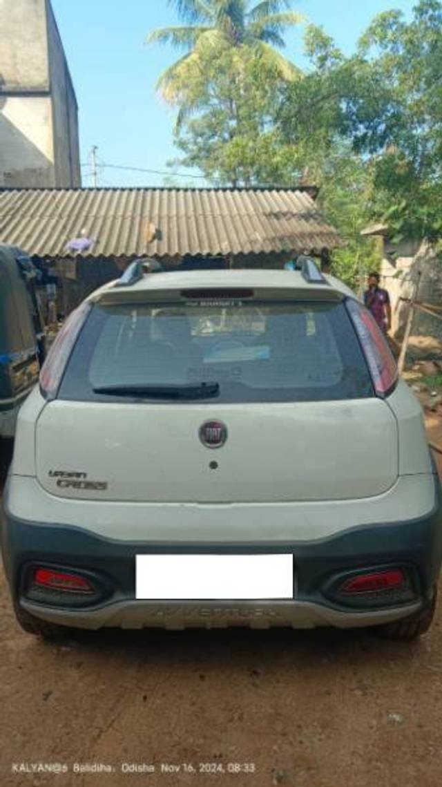 https://images10.gaadi.com/usedcar_image/4228759/original/processed_ab014e6d-a654-4b83-a9b4-ef02deb786ba.jpg?imwidth=6402