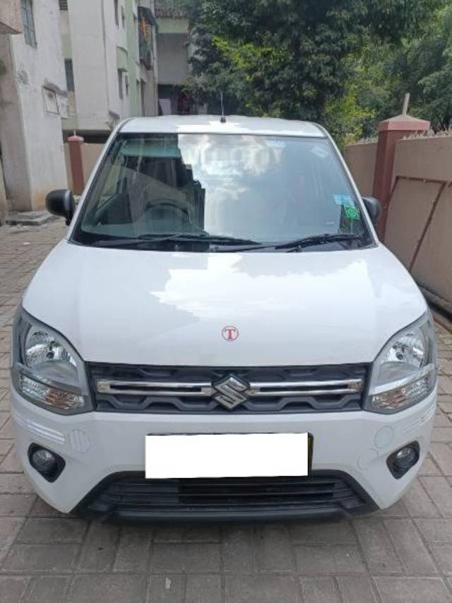 https://images10.gaadi.com/usedcar_image/4228813/original/processed_d2114129-bf75-4c64-8c27-39192bec4920.jpg?imwidth=6400