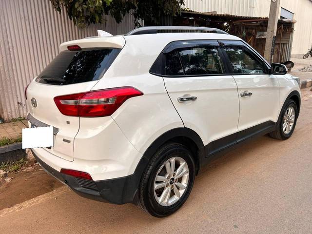 https://images10.gaadi.com/usedcar_image/4228875/original/processed_819a8242ca201cd16f2f4c4ba207593b.jpg?imwidth=6401