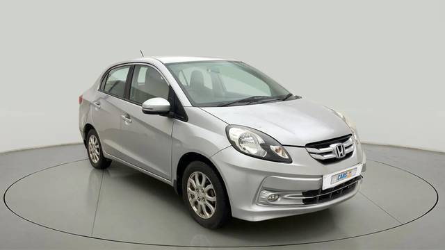 https://images10.gaadi.com/usedcar_image/4228882/original/fe1ef682811cf822ea294c5648993ea2.jpg?imwidth=6400