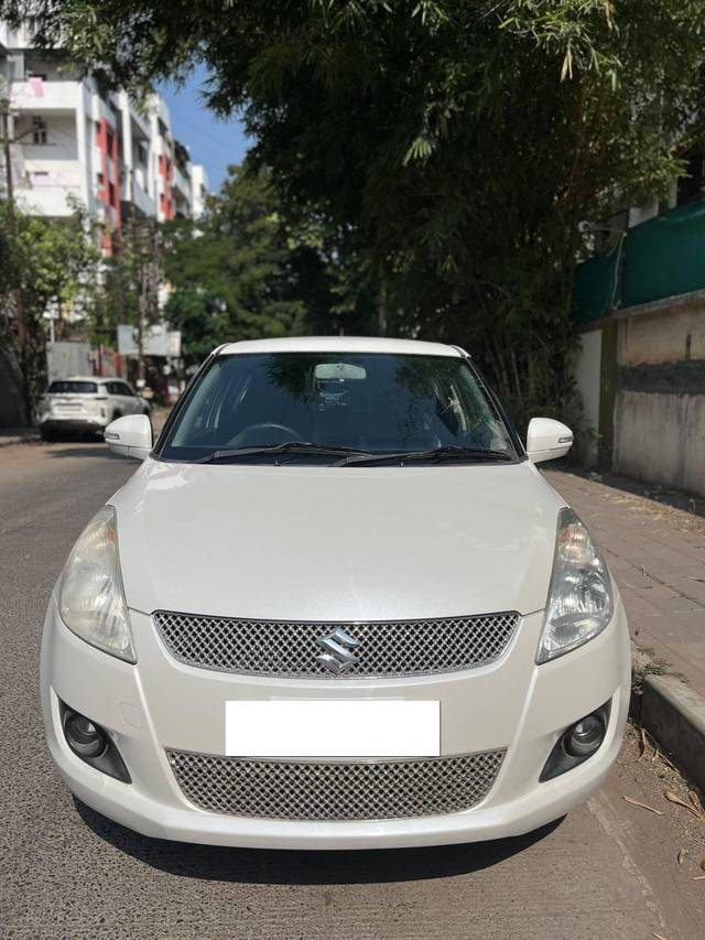 https://images10.gaadi.com/usedcar_image/4228906/original/processed_26303b2e83459d0193811d77a77b318f.jpg?imwidth=6400