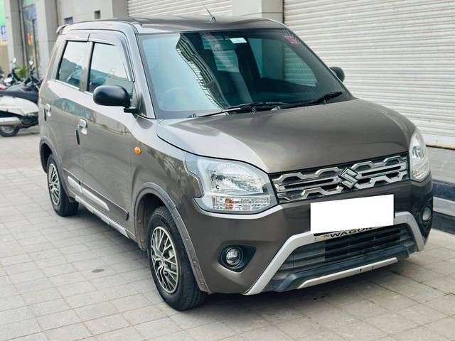 https://images10.gaadi.com/usedcar_image/4228907/original/processed_a26cbfad16af3de4a4bc7783f9728df5.jpg?imwidth=6400