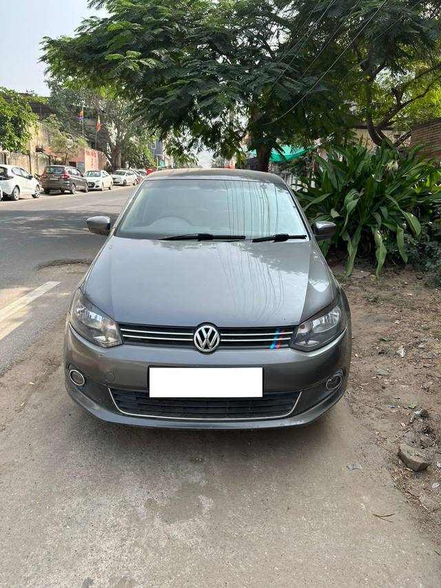 https://images10.gaadi.com/usedcar_image/4228950/original/processed_421d740032307b164f6b97245734b84e.jpg?imwidth=6400