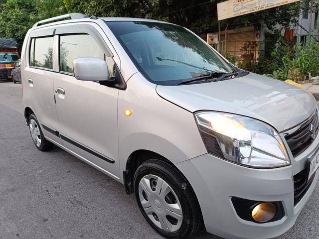 https://images10.gaadi.com/usedcar_image/4228961/original/processed_95deac6cb60be7184ec5110774447d80.jpg?imwidth=6401