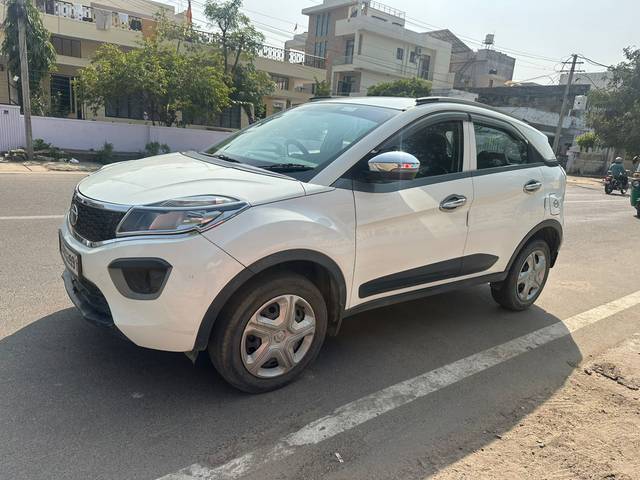 https://images10.gaadi.com/usedcar_image/4228988/original/cdce4e675191b16a0da6b9e4bc8200e3.jpg?imwidth=6400