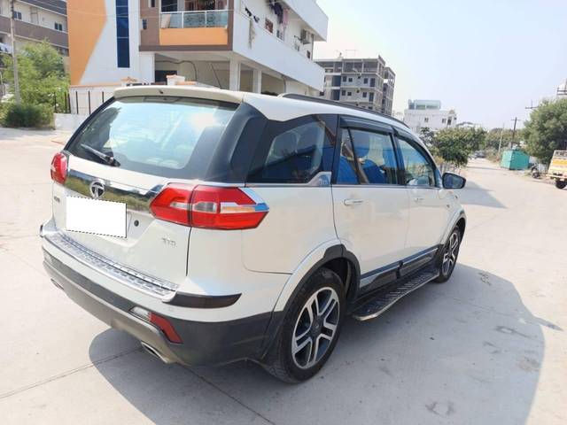 https://images10.gaadi.com/usedcar_image/4229017/original/processed_642b4b4fc5e1f73bf8ce25aa3a1a3376.jpg?imwidth=6402