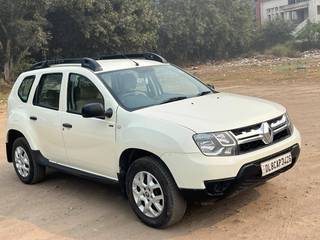 Renault Duster 2015-2016 Renault Duster Petrol RxE